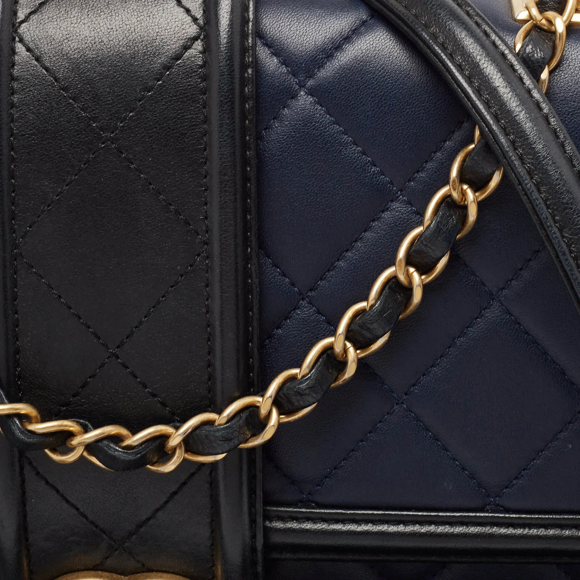CHANEL Navy Blue/Black Quilted Leather Elegant CC Shoulder Bag