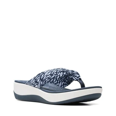 Clarks Women's Arla Glison Flips- Navy Abstract
