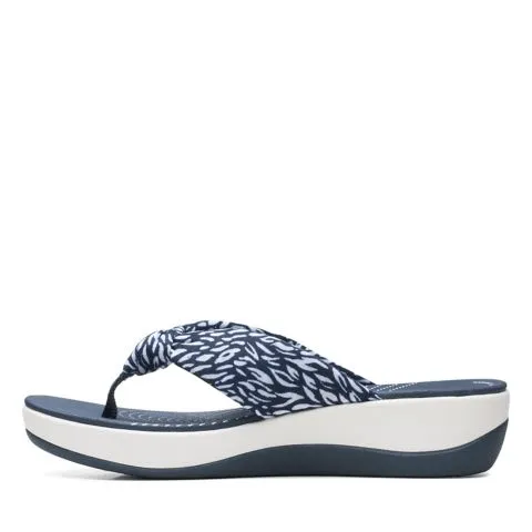 Clarks Women's Arla Glison Flips- Navy Abstract