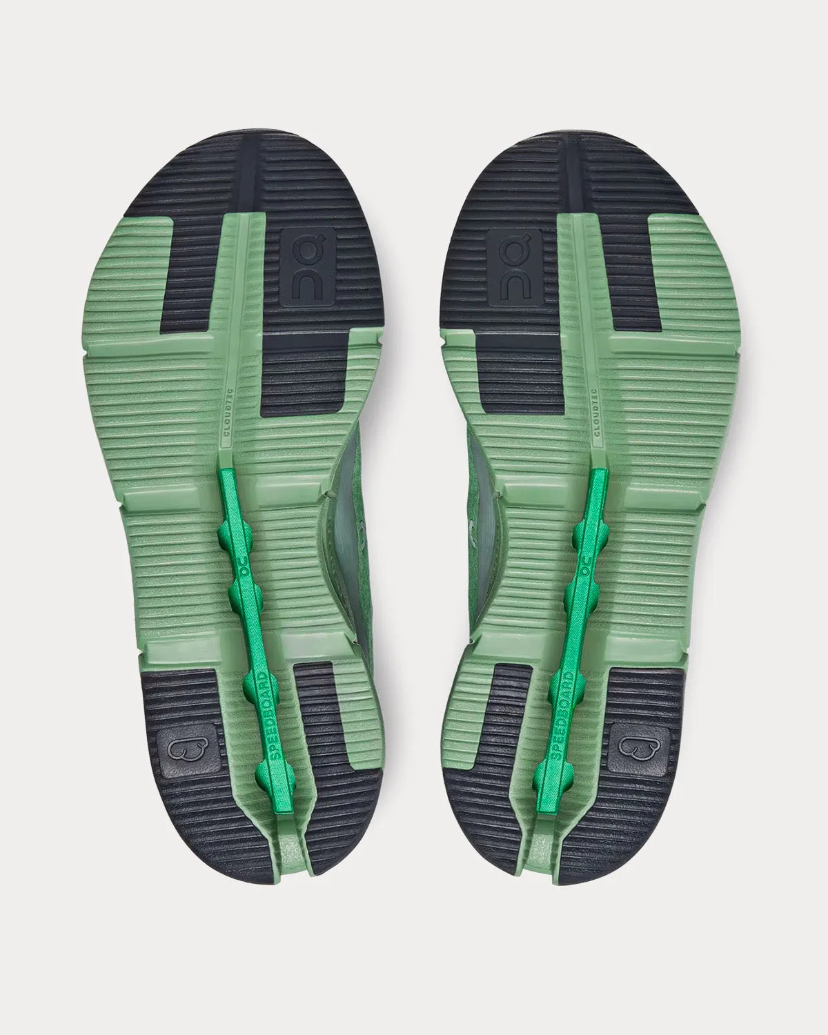 Cloudnova Sensa Fern / White Running Shoes