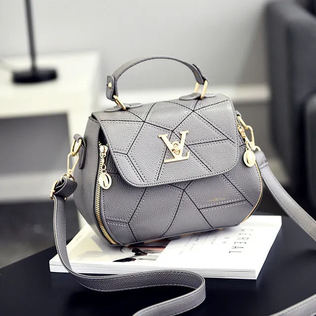 Geometry Small V Style Saddle Luxury Crossbody  Famous  Designer Louis