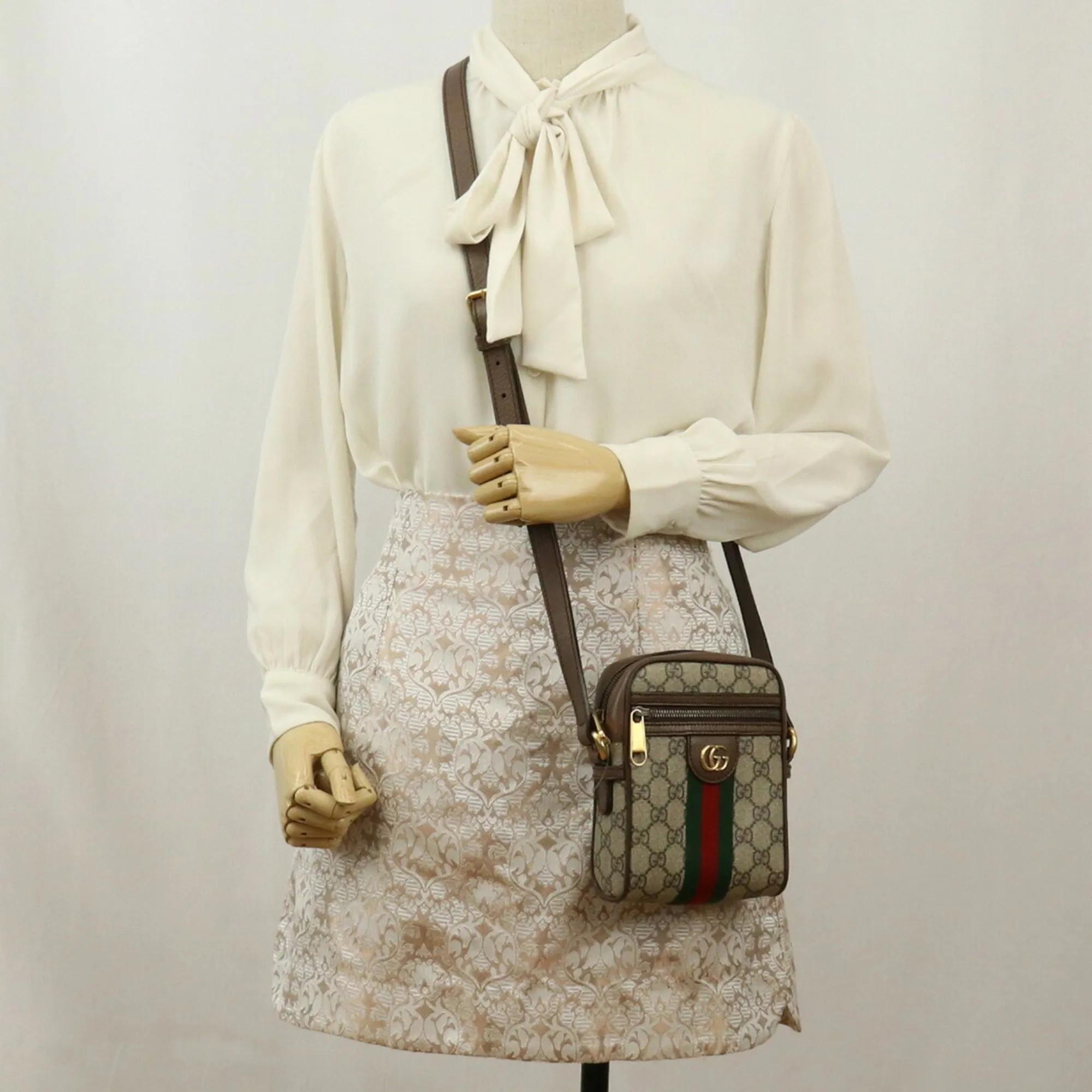 GUCCI GG Shoulder Bag Ophidia 598127 96IWT 8745 Supreme Unisex
