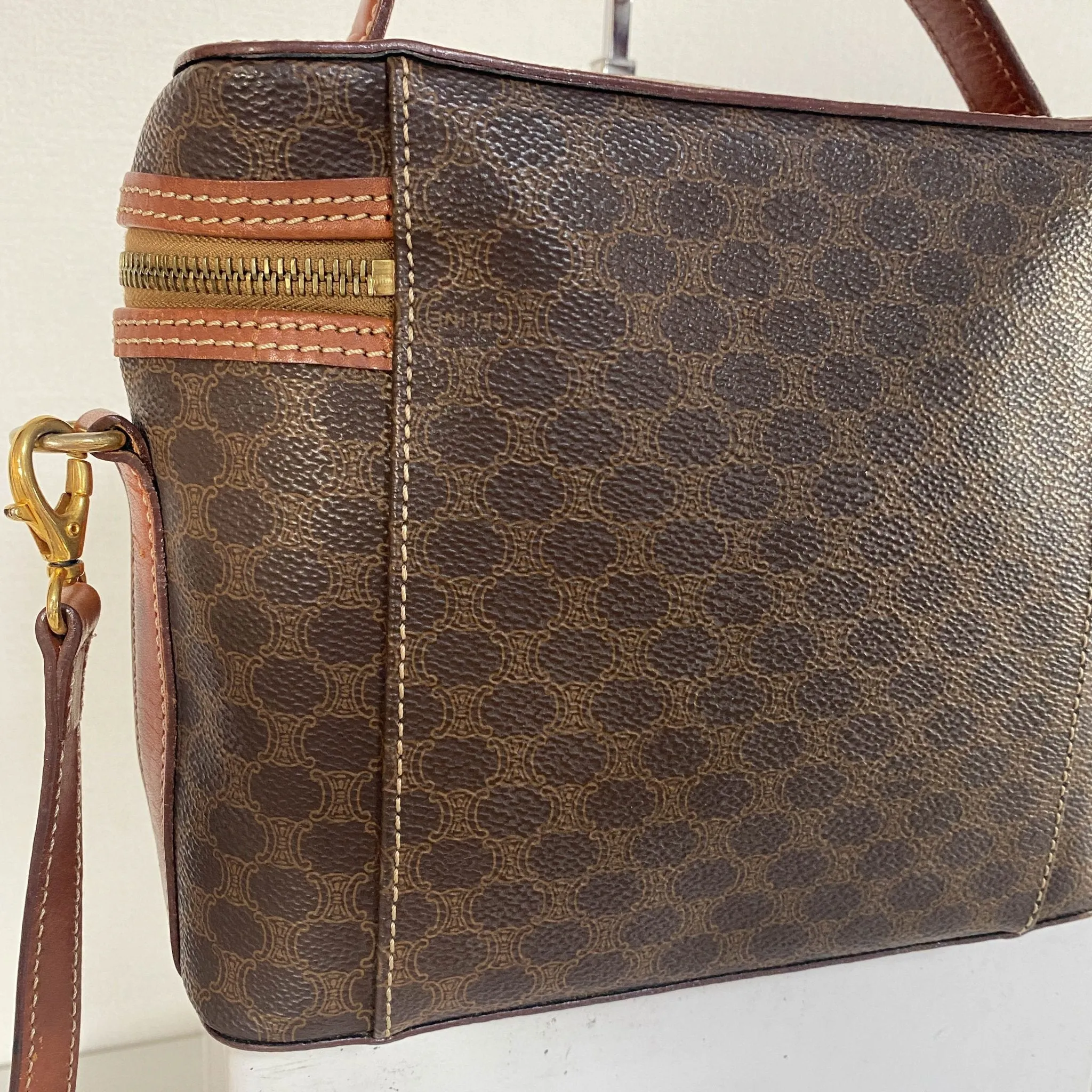 Macadam Triomphe Canvas Pochette Crossbody Pouch Bag
