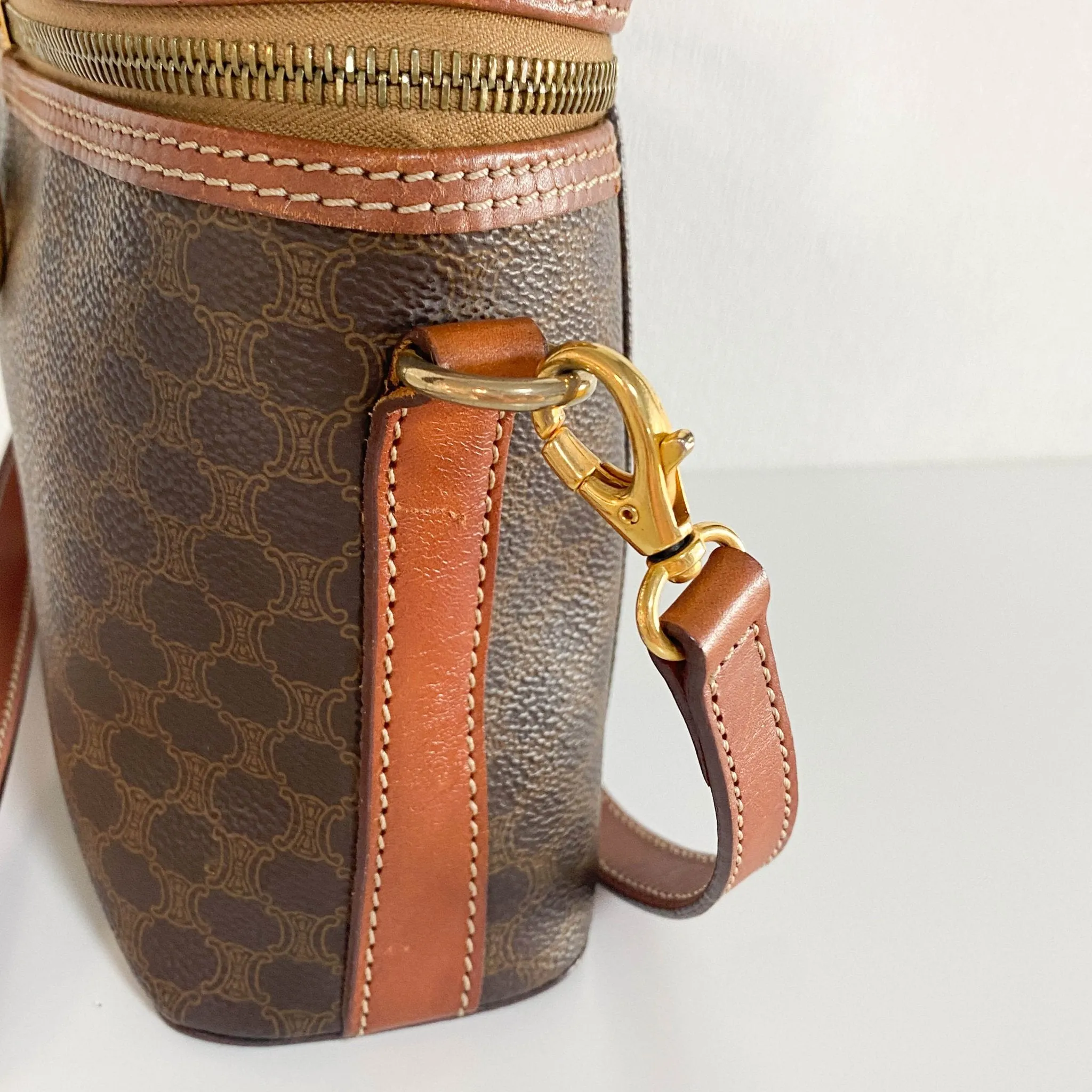 Macadam Triomphe Canvas Pochette Crossbody Pouch Bag