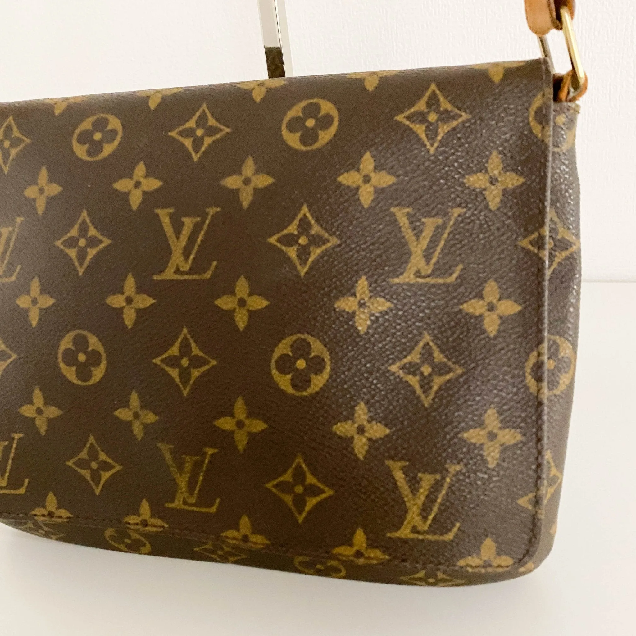 Musette Tango Shoulder Bag