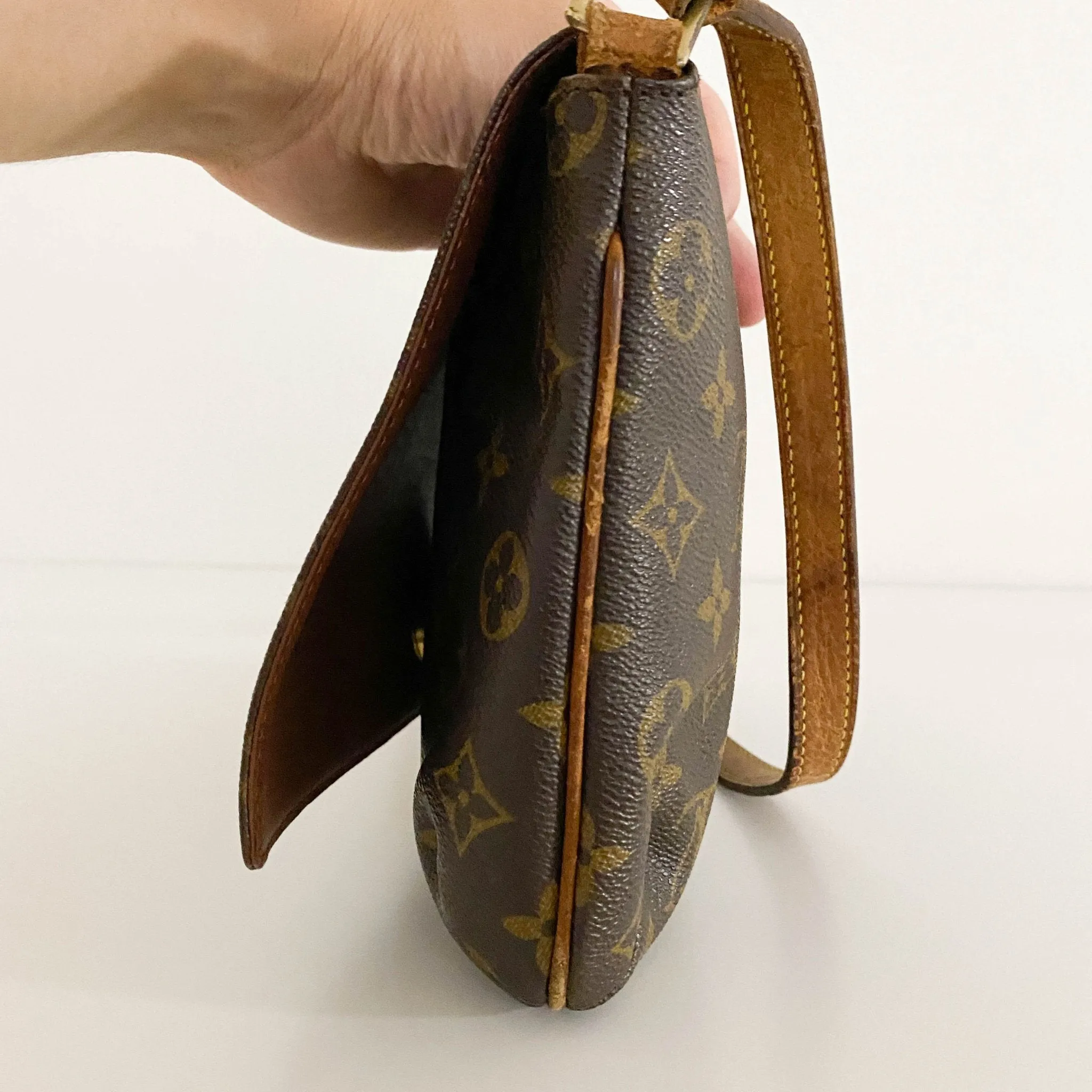 Musette Tango Shoulder Bag