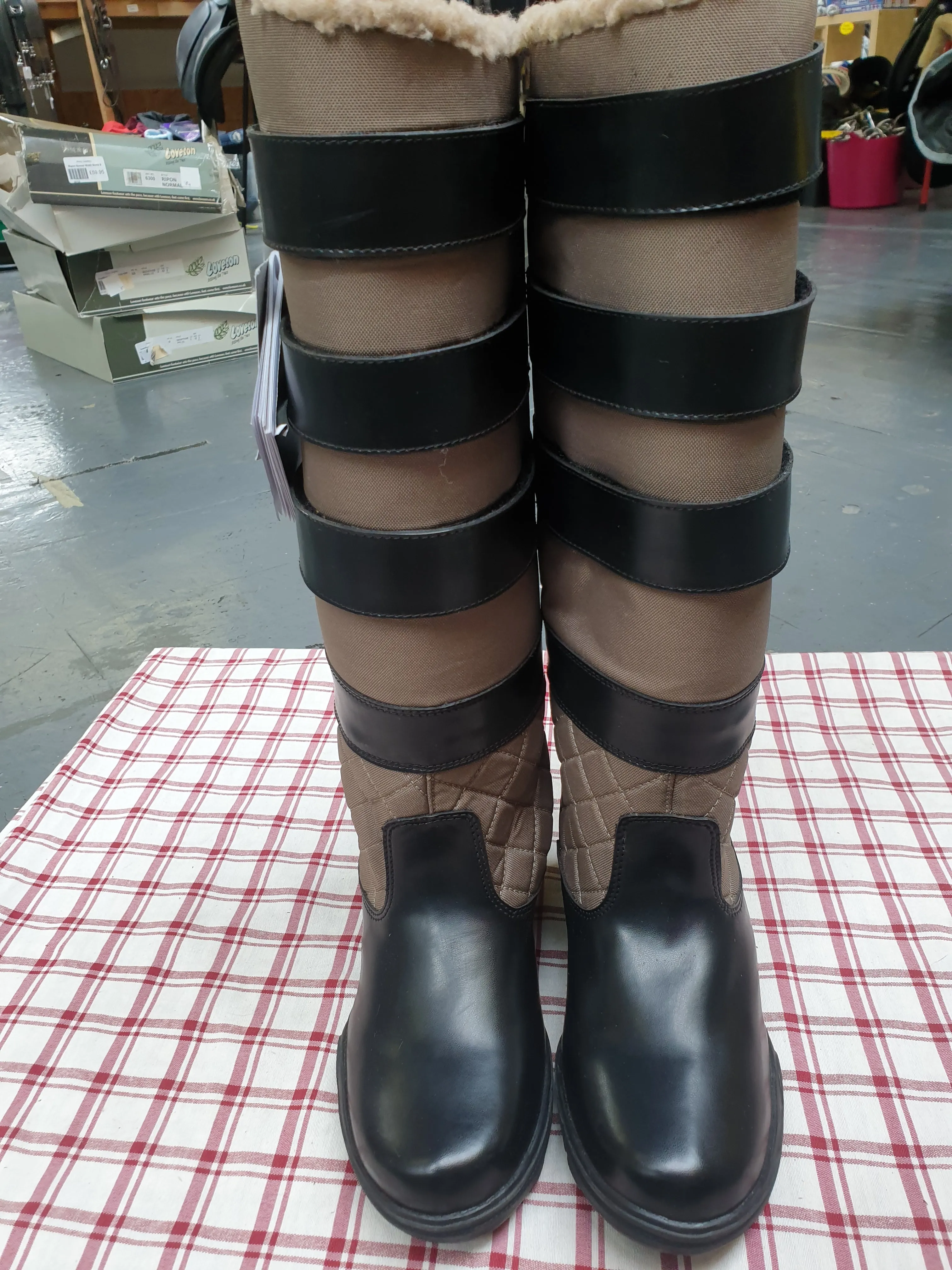 NEW Rhinogold nevis boots, olive green and black, size 6 FREE POSTAGE  ✅
