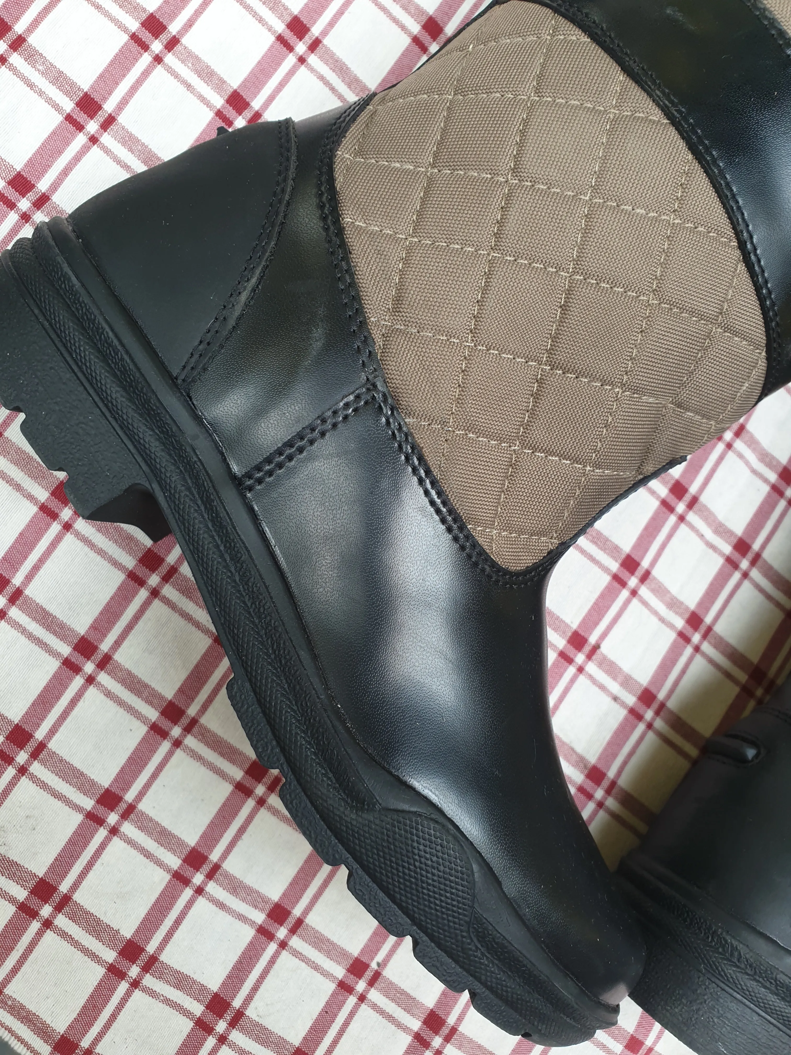 NEW Rhinogold nevis boots, olive green and black, size 6 FREE POSTAGE  ✅