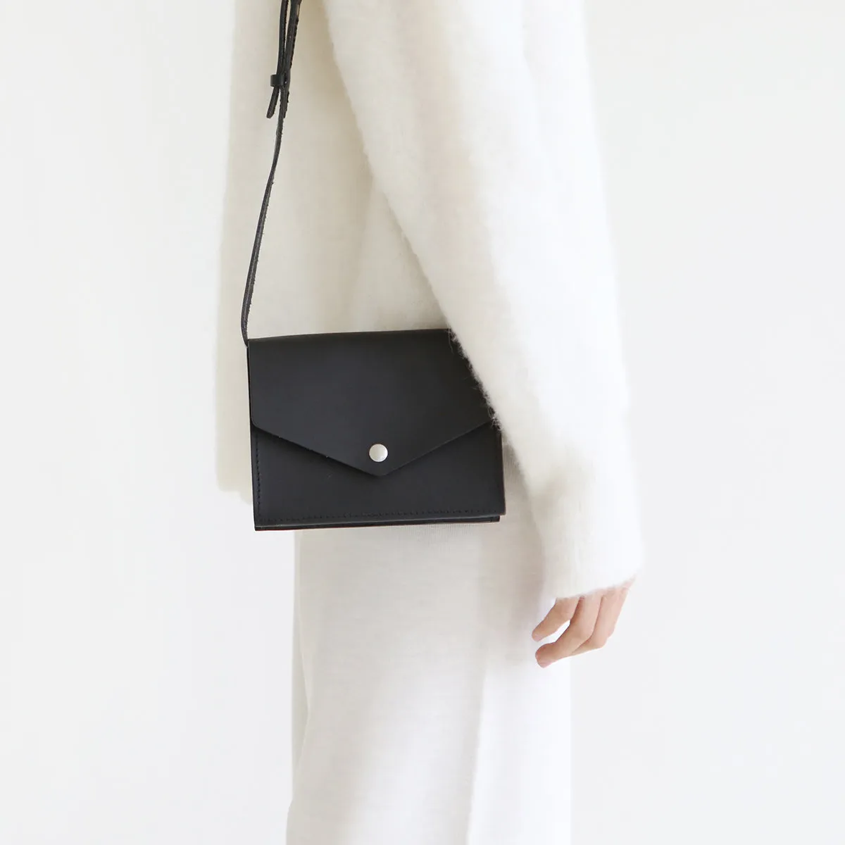 Womens Small Leather Crossbody Bags Purses Leather Shoulder Bags for Women