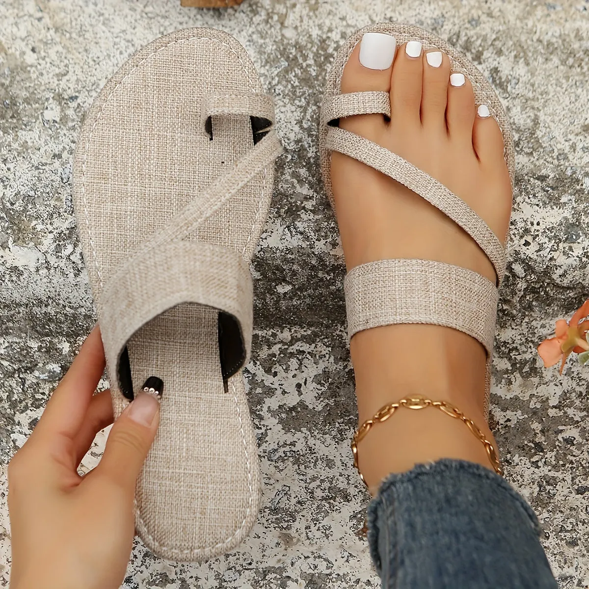 Women's Toe Loop Slip On Slide Shoes Casual Non Slip Flat Denim Sandals